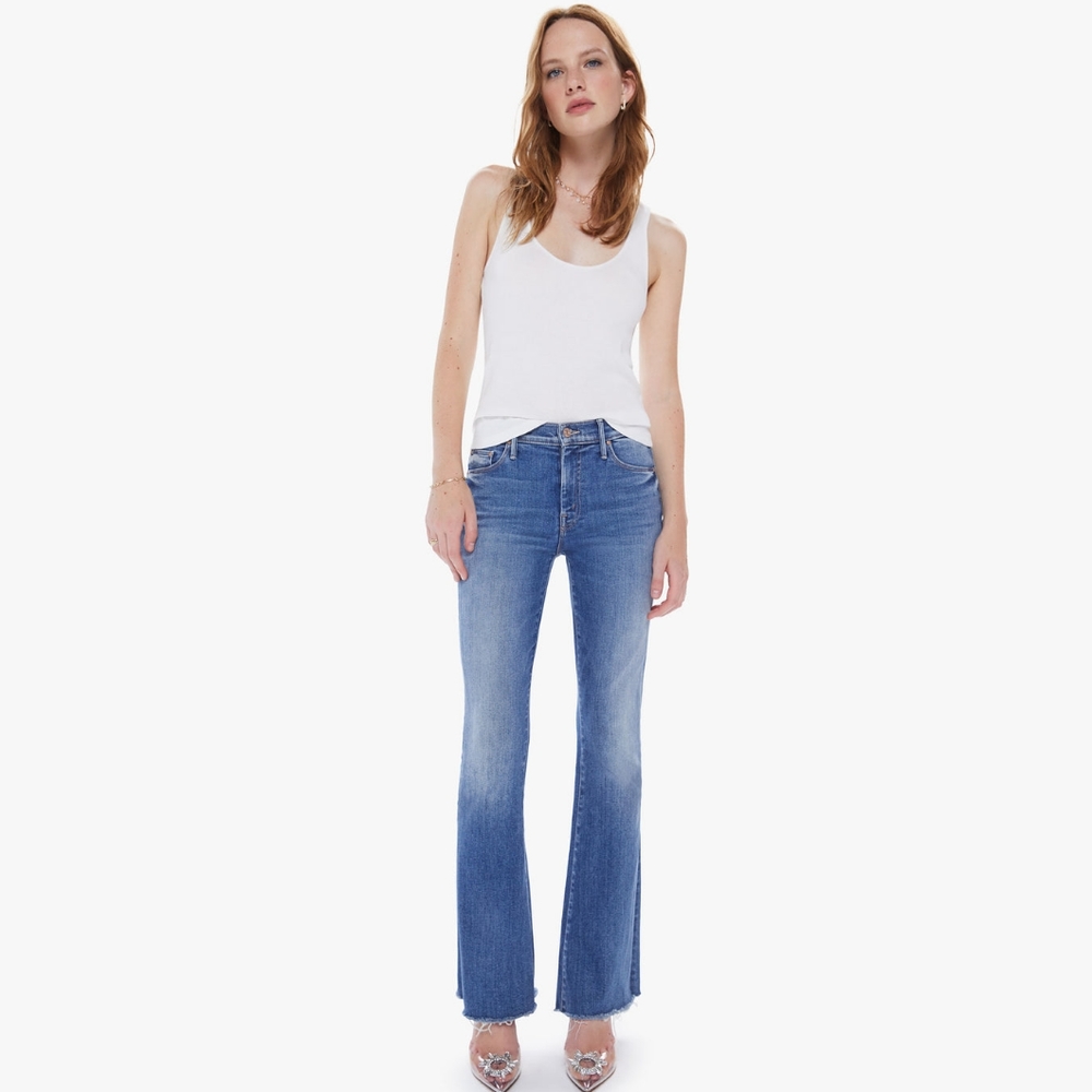 [MOTHER] The Weekender Frayed Flared Jeans